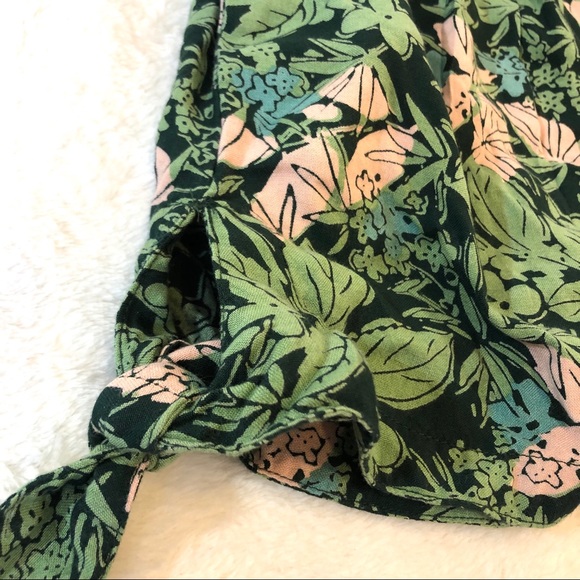 Kimchi Blue Green Tropical Print Chrissy Shorts Large - Picture 6 of 7